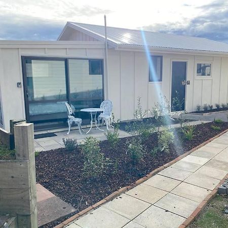 Little Hideaway Apartment Taupo Bagian luar foto
